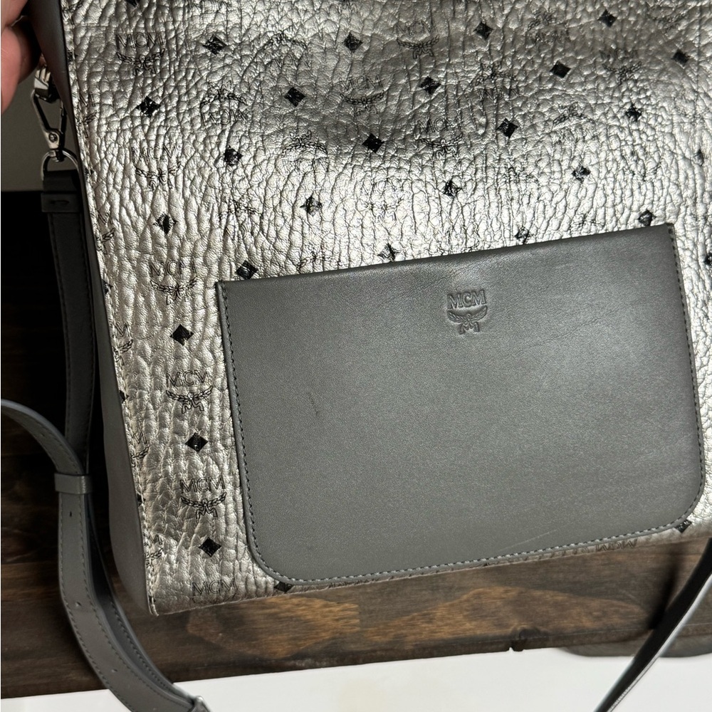 MCM Metallic Silver and Black Shoulder Bag - Picture 9 of 13
